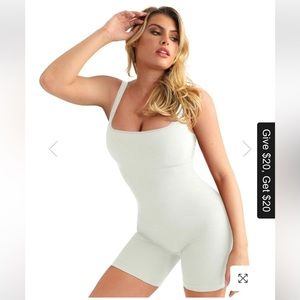 Popilush Yoga Outfit